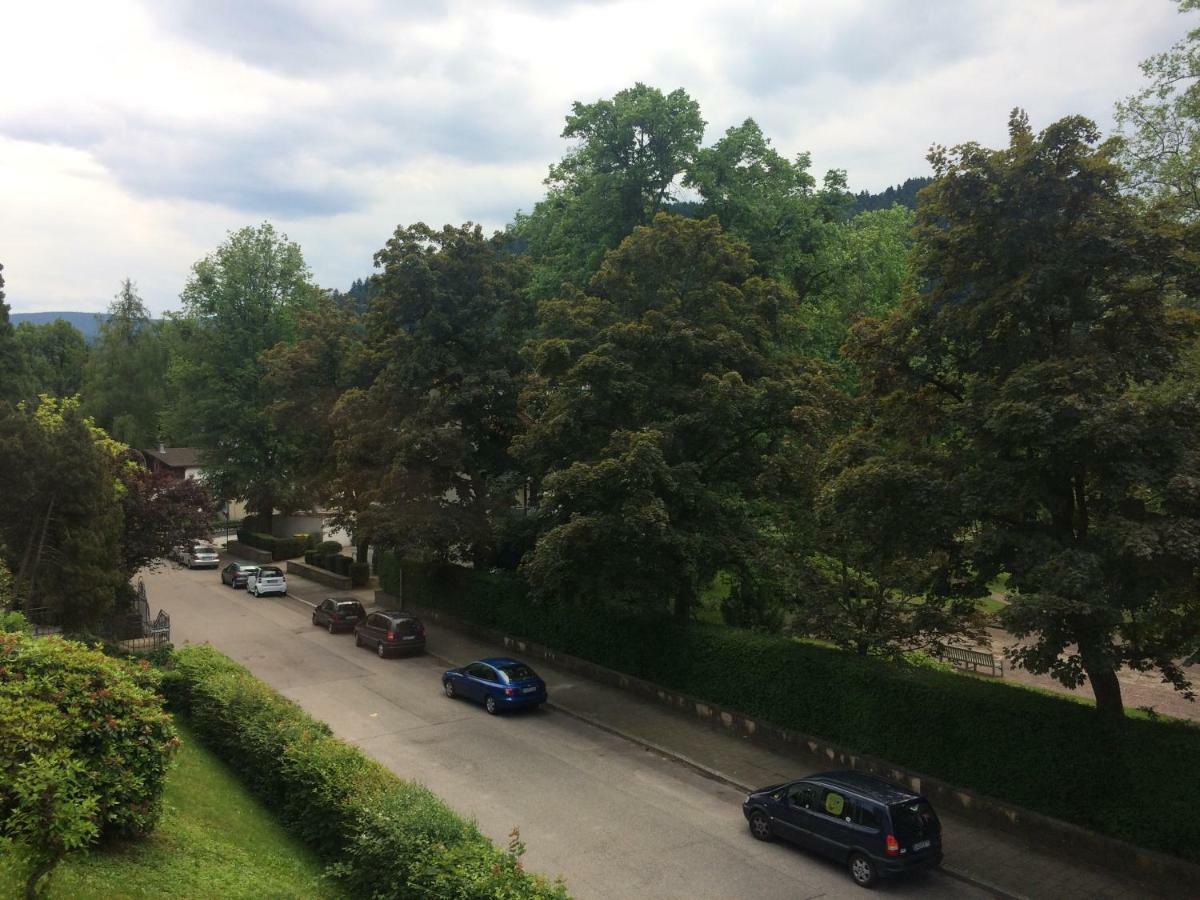 Suite Mit Blick Auf Die Lichtentaler Allee Baden-Baden Luaran gambar