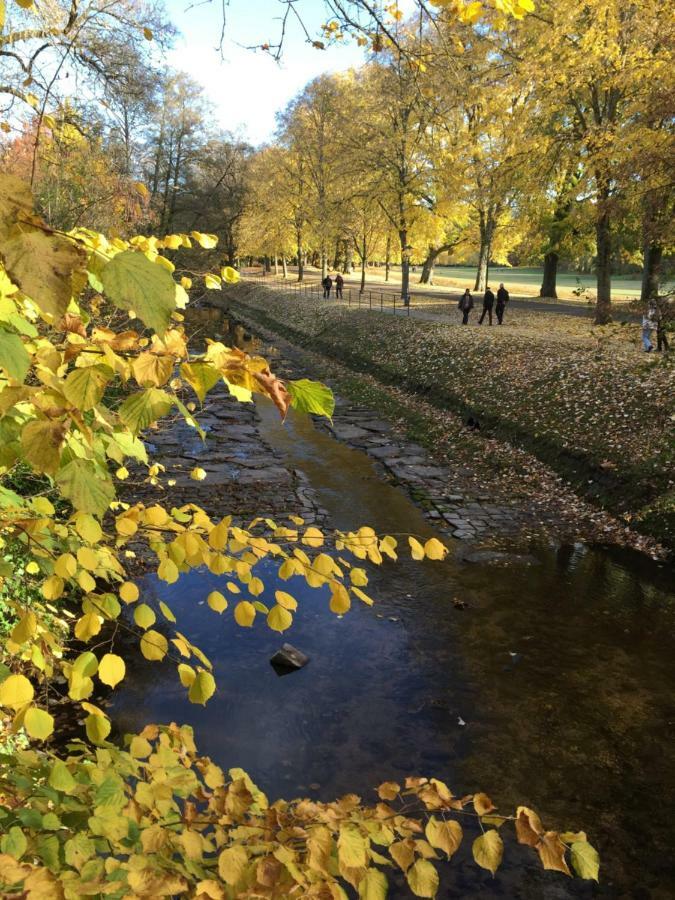 Suite Mit Blick Auf Die Lichtentaler Allee Baden-Baden Luaran gambar